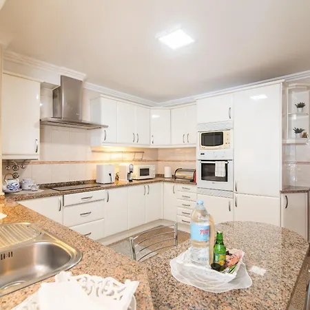 Sun * Sao Pedro (Sao Miguel)