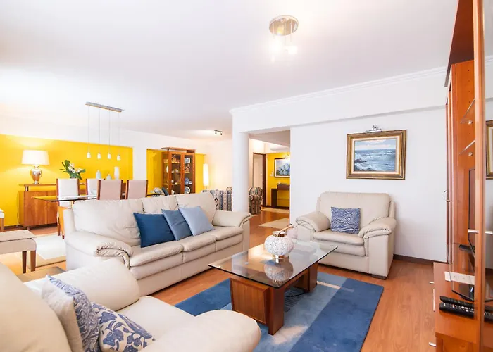 Sun Sao Pedro (Sao Miguel)