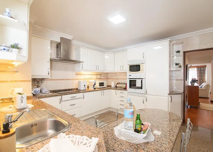 Sun * Sao Pedro (Sao Miguel)